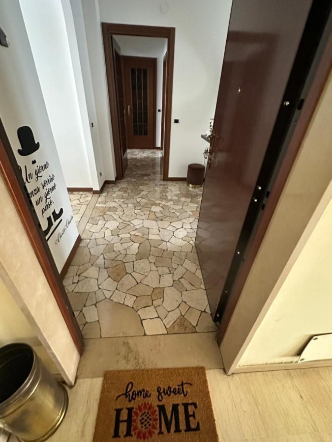 Orchidea Apartment Лекко Екстер'єр фото